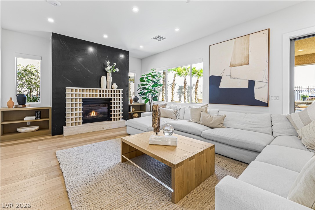 472 Bosco Di Fiore Street Las Vegas NV 89138