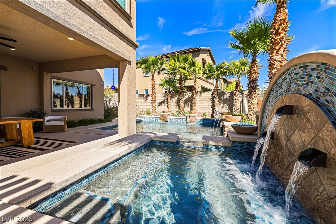 472 Bosco Di Fiore Street Las Vegas NV 89138