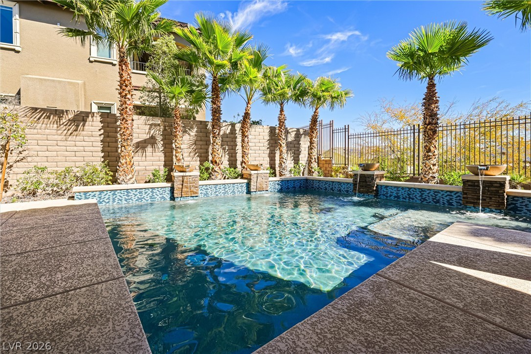 472 Bosco Di Fiore Street Las Vegas NV 89138