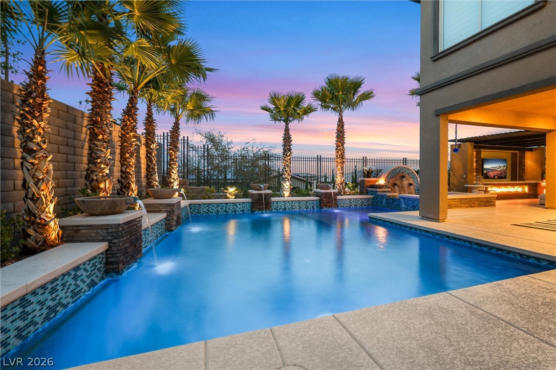 472 Bosco Di Fiore Street Las Vegas NV 89138