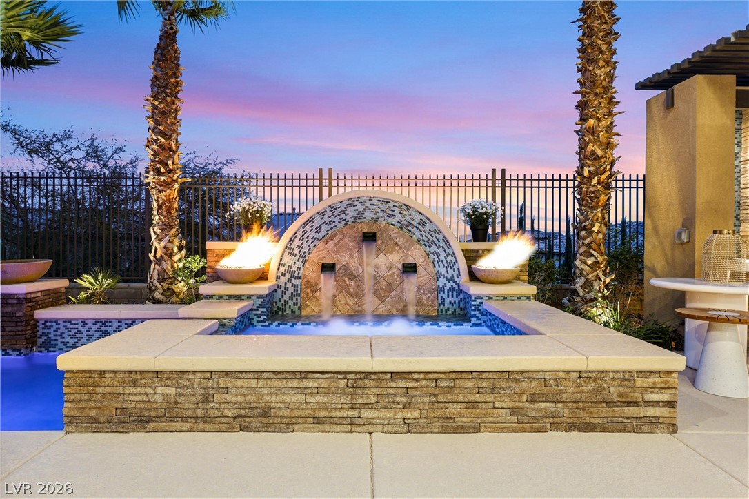 472 Bosco Di Fiore Street Las Vegas NV 89138