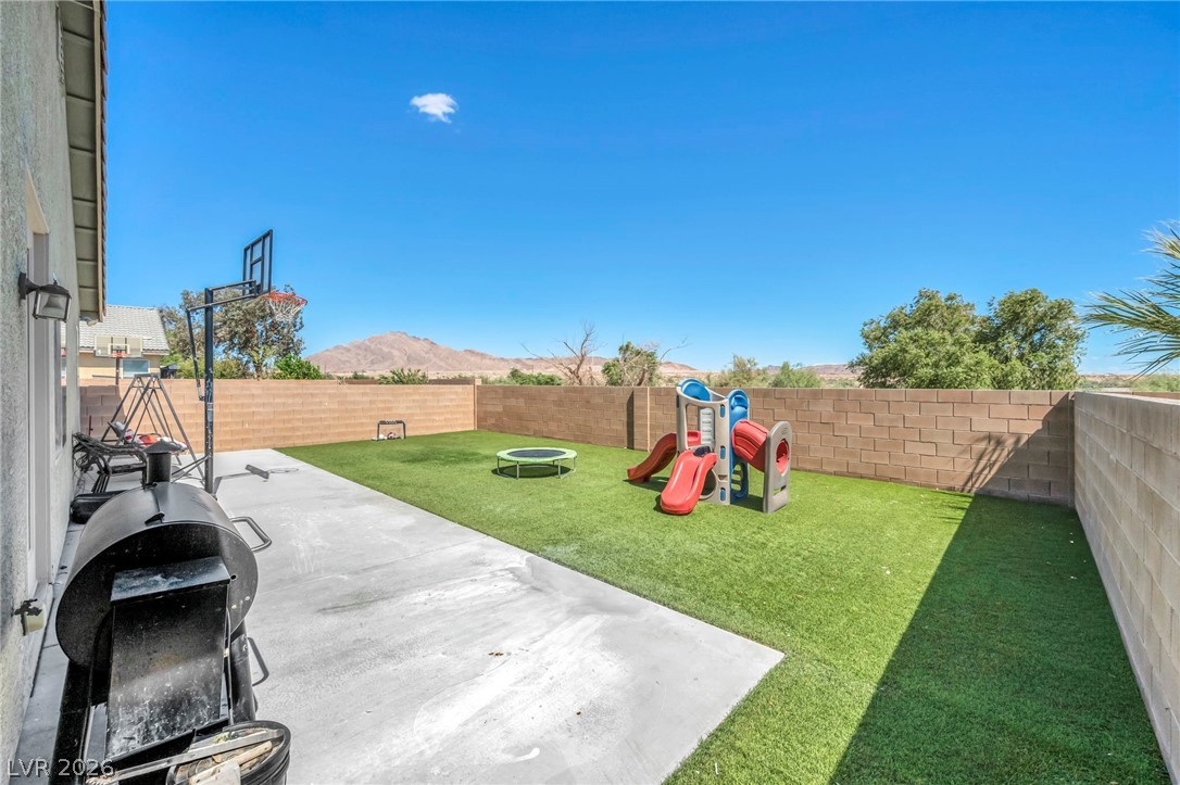 3792 Winter Whitetail Street Las Vegas NV 89122