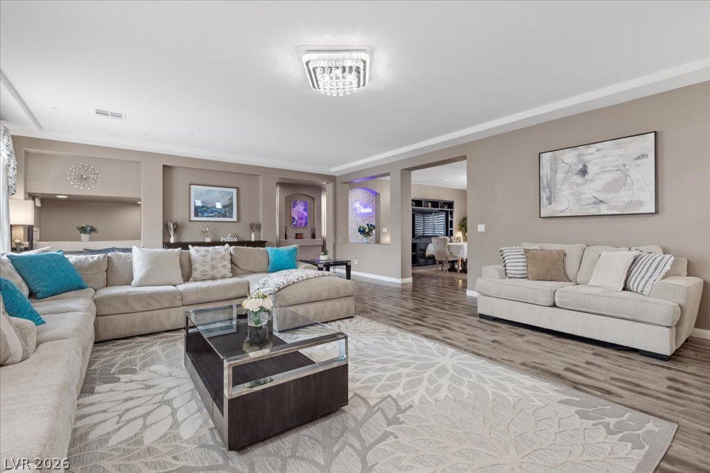 5493 Ledgewood Creek Avenue Las Vegas NV 89141