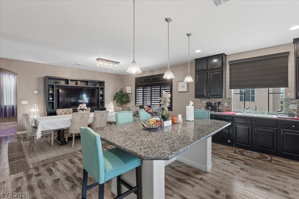5493 Ledgewood Creek Avenue Las Vegas NV 89141