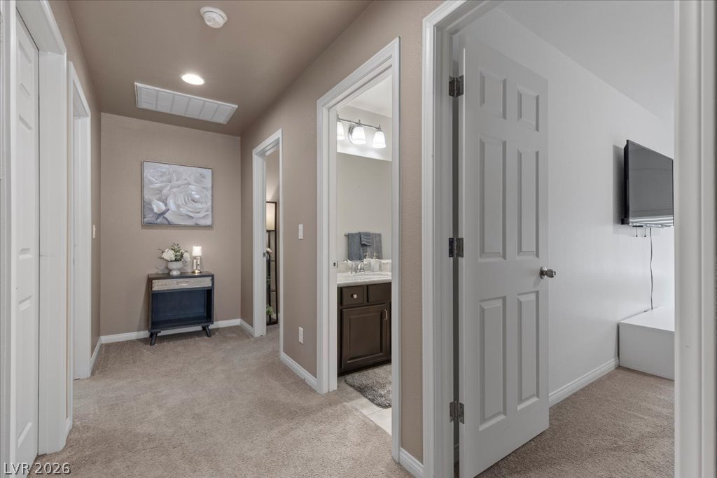 5493 Ledgewood Creek Avenue Las Vegas NV 89141