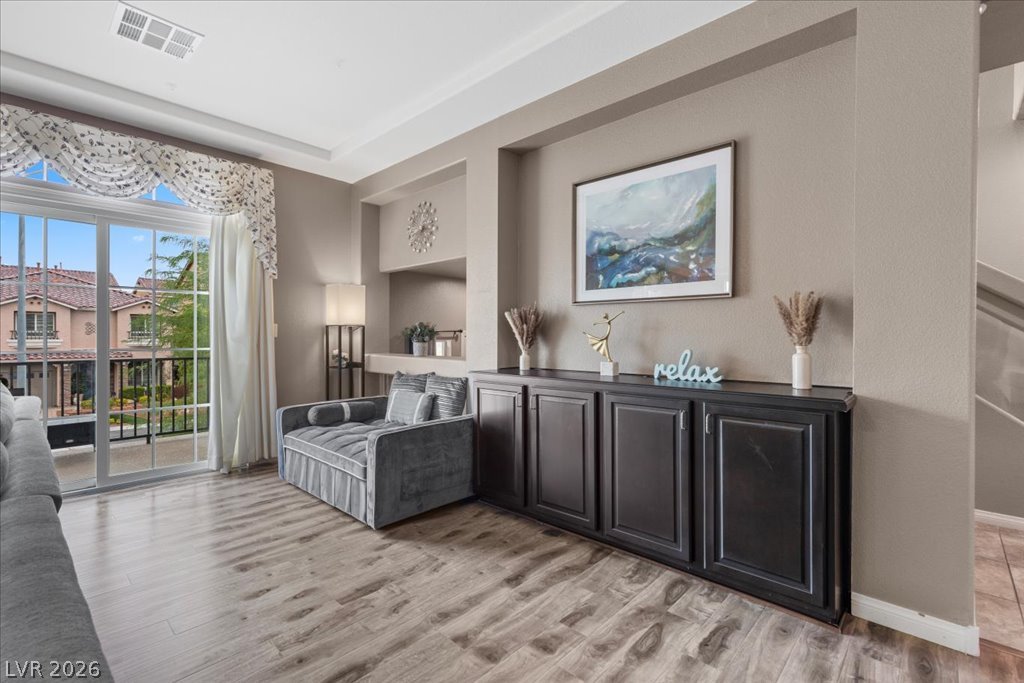 5493 Ledgewood Creek Avenue Las Vegas NV 89141