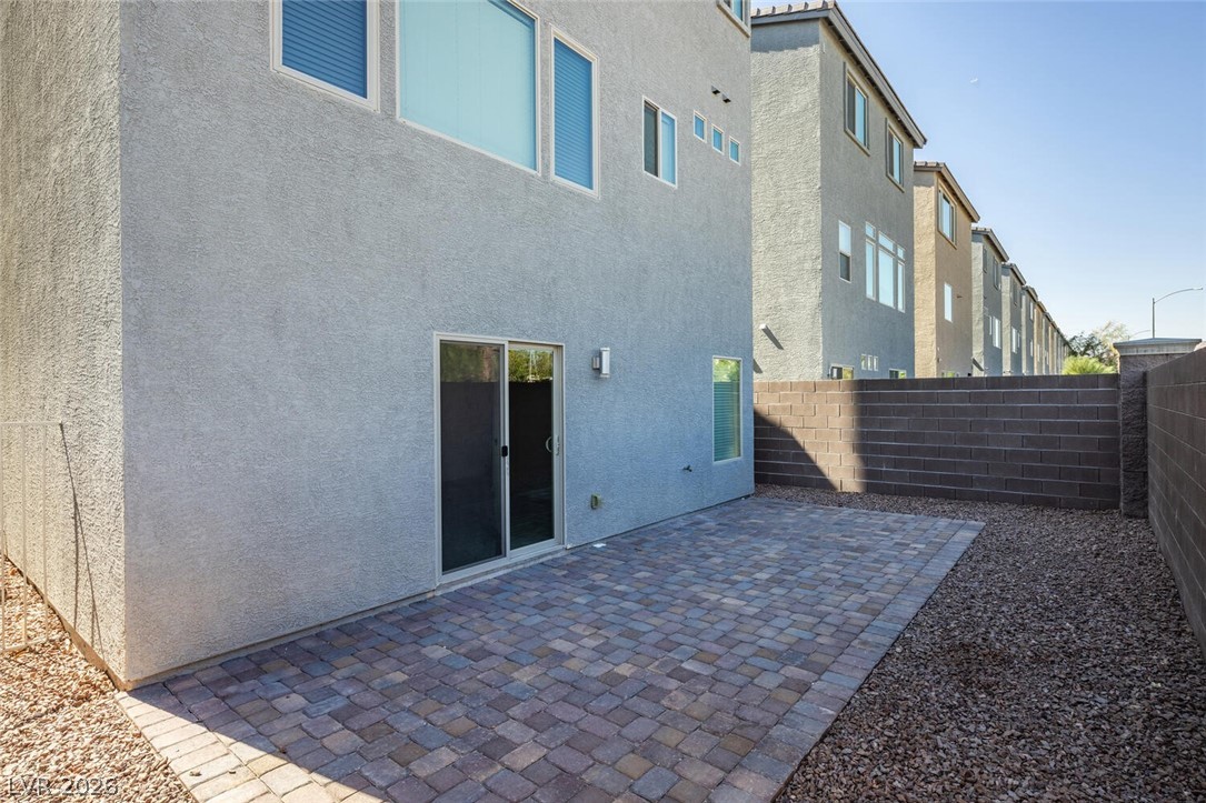 8040 Carpenter Creek Avenue Las Vegas NV 89113