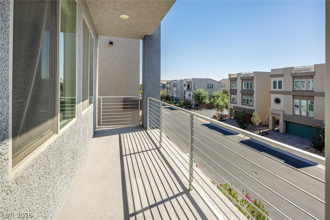8040 Carpenter Creek Avenue Las Vegas NV 89113