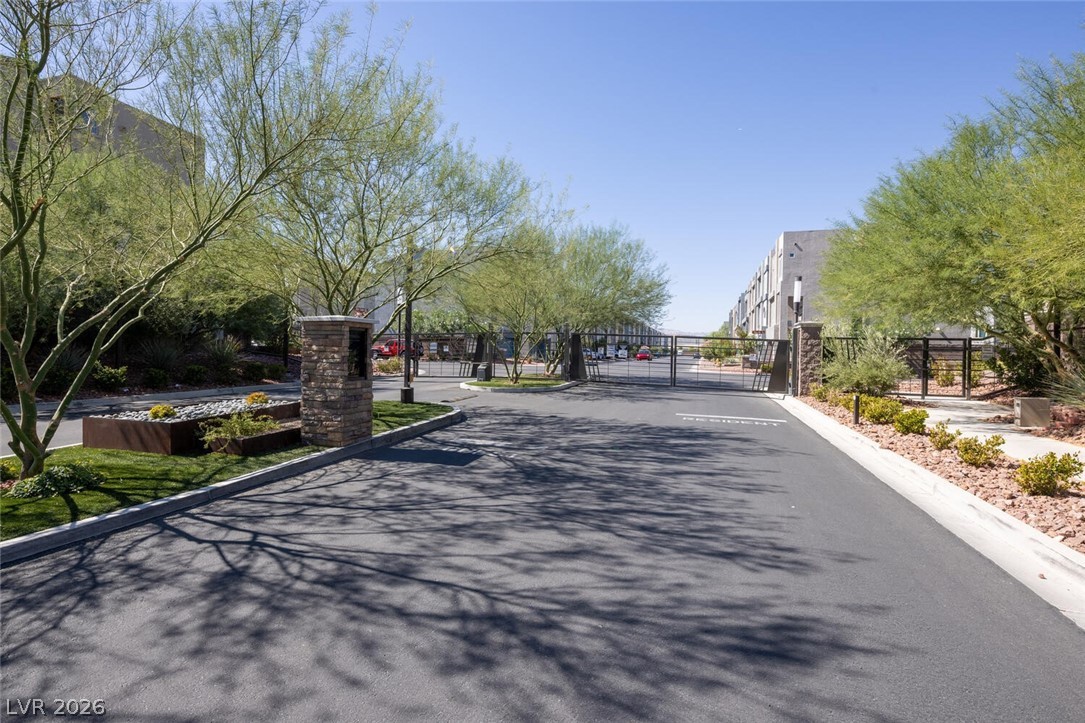 8040 Carpenter Creek Avenue Las Vegas NV 89113