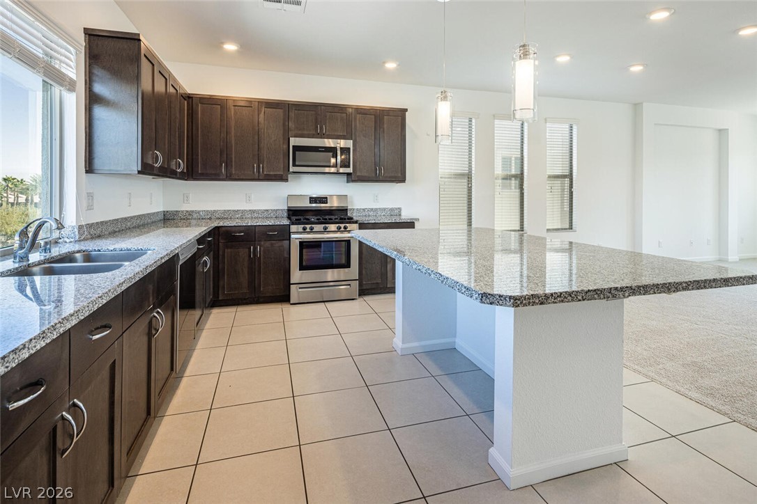 8040 Carpenter Creek Avenue Las Vegas NV 89113