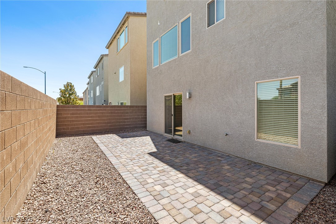 8040 Carpenter Creek Avenue Las Vegas NV 89113