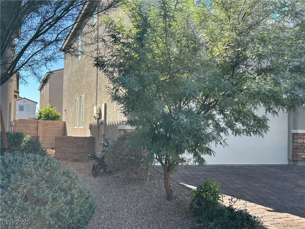 1215 Solemn Cactus Avenue North Las Vegas NV 89031