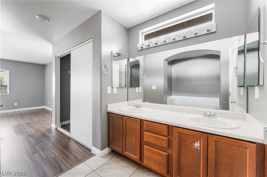 7725 Donner Peak Street Las Vegas NV 89166