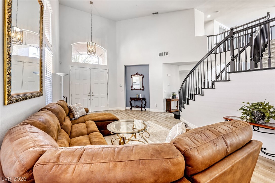 8083 Shadowvale Drive Las Vegas NV 89147