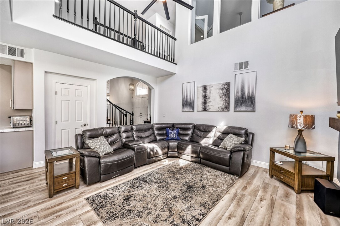 8083 Shadowvale Drive Las Vegas NV 89147