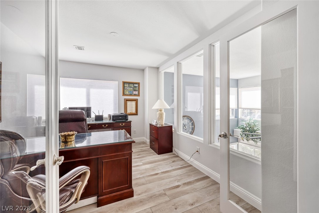 8083 Shadowvale Drive Las Vegas NV 89147