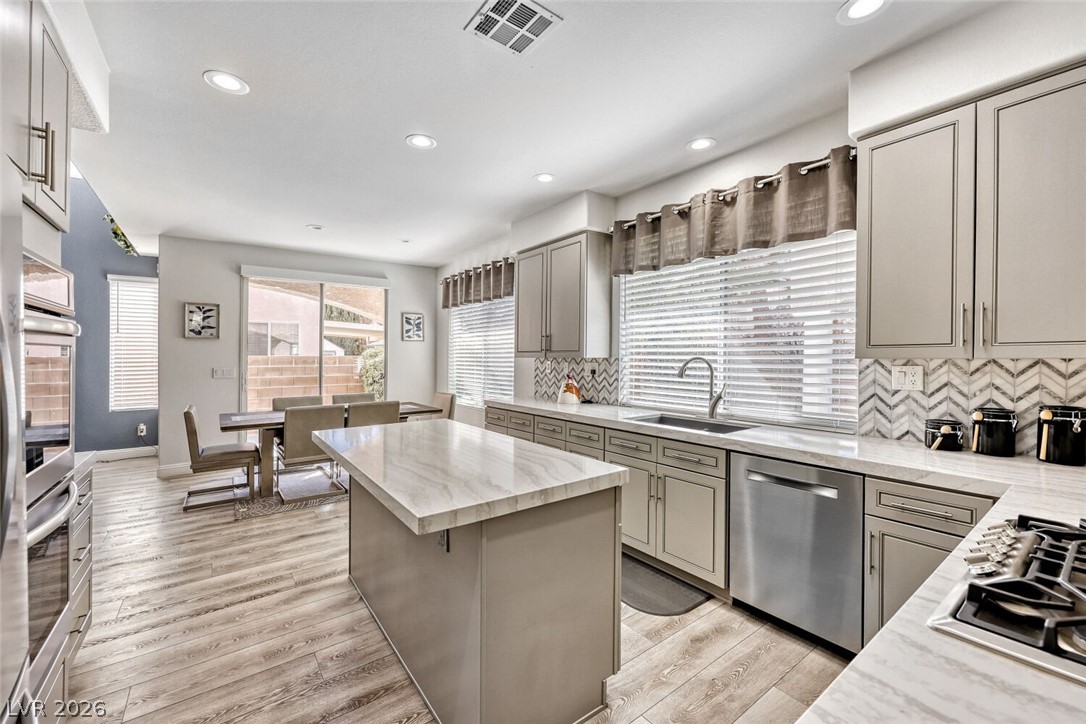 8083 Shadowvale Drive Las Vegas NV 89147
