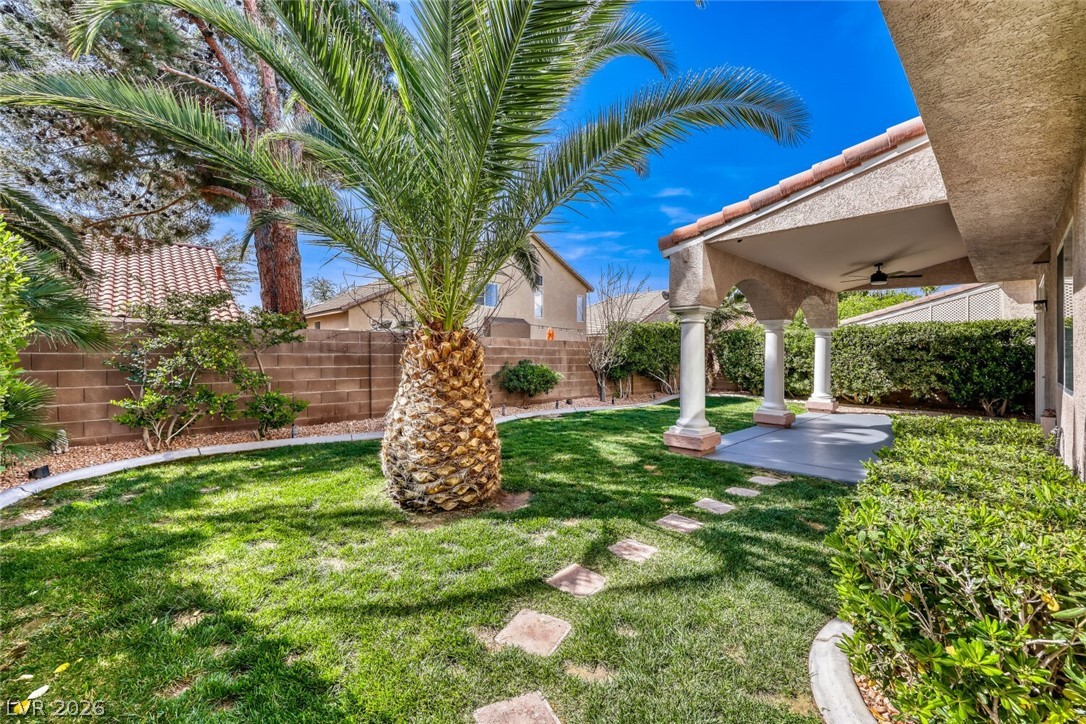 8083 Shadowvale Drive Las Vegas NV 89147