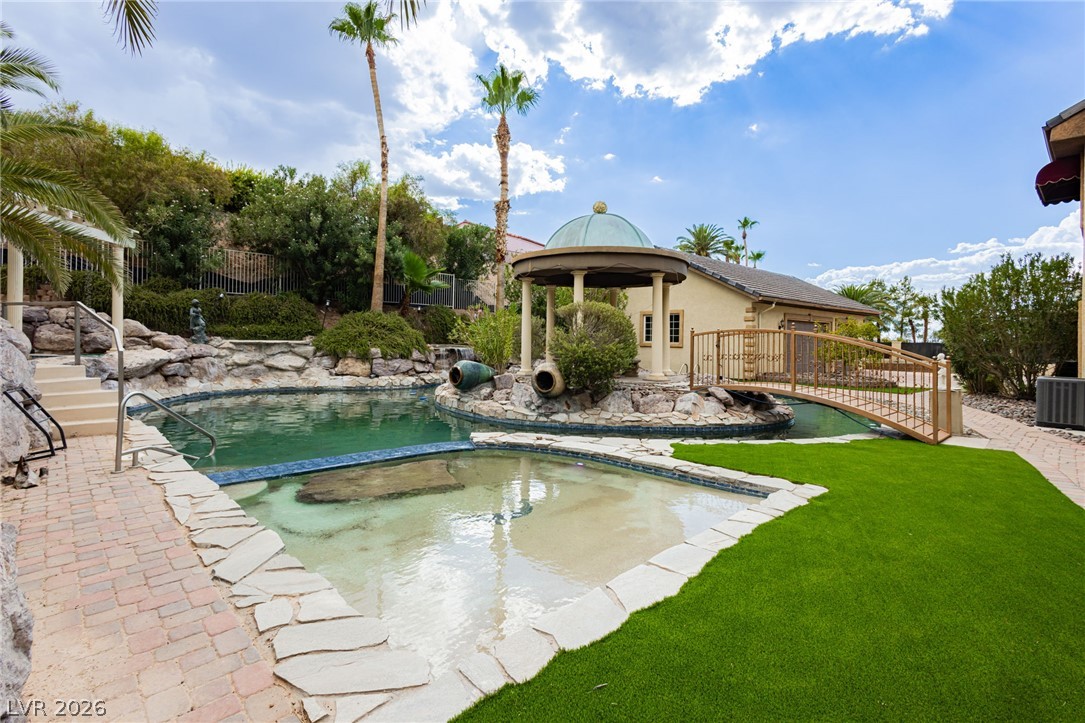 1101 Iolite Court Henderson NV 89011