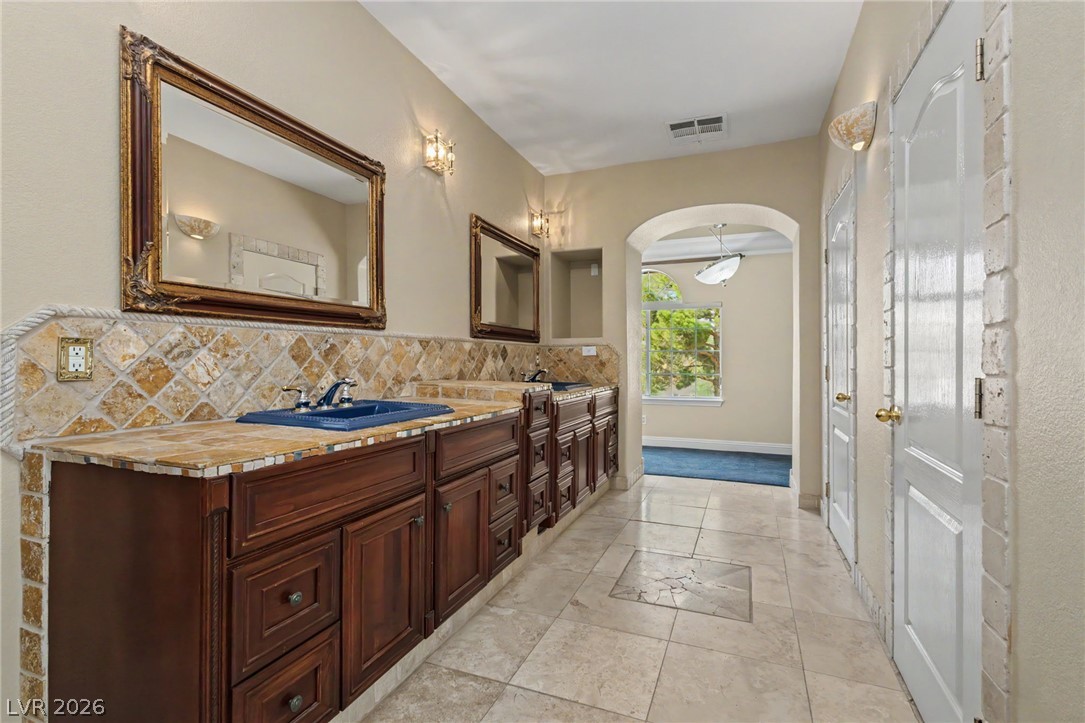 1101 Iolite Court Henderson NV 89011