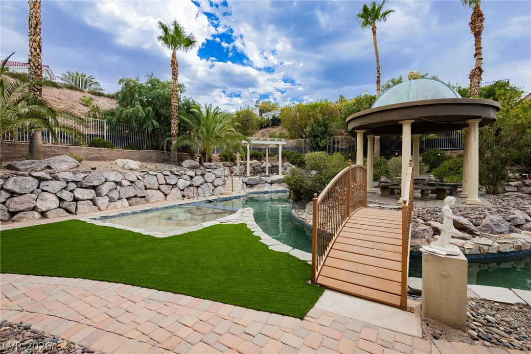 1101 Iolite Court Henderson NV 89011