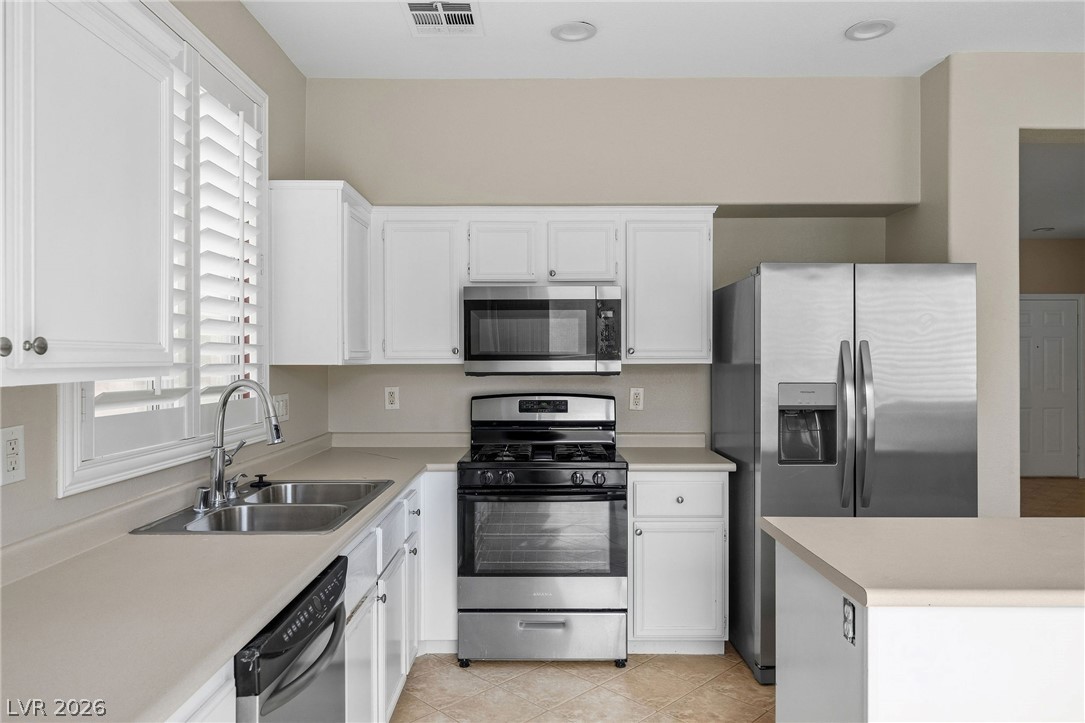 2381 Predera Avenue Henderson NV 89052