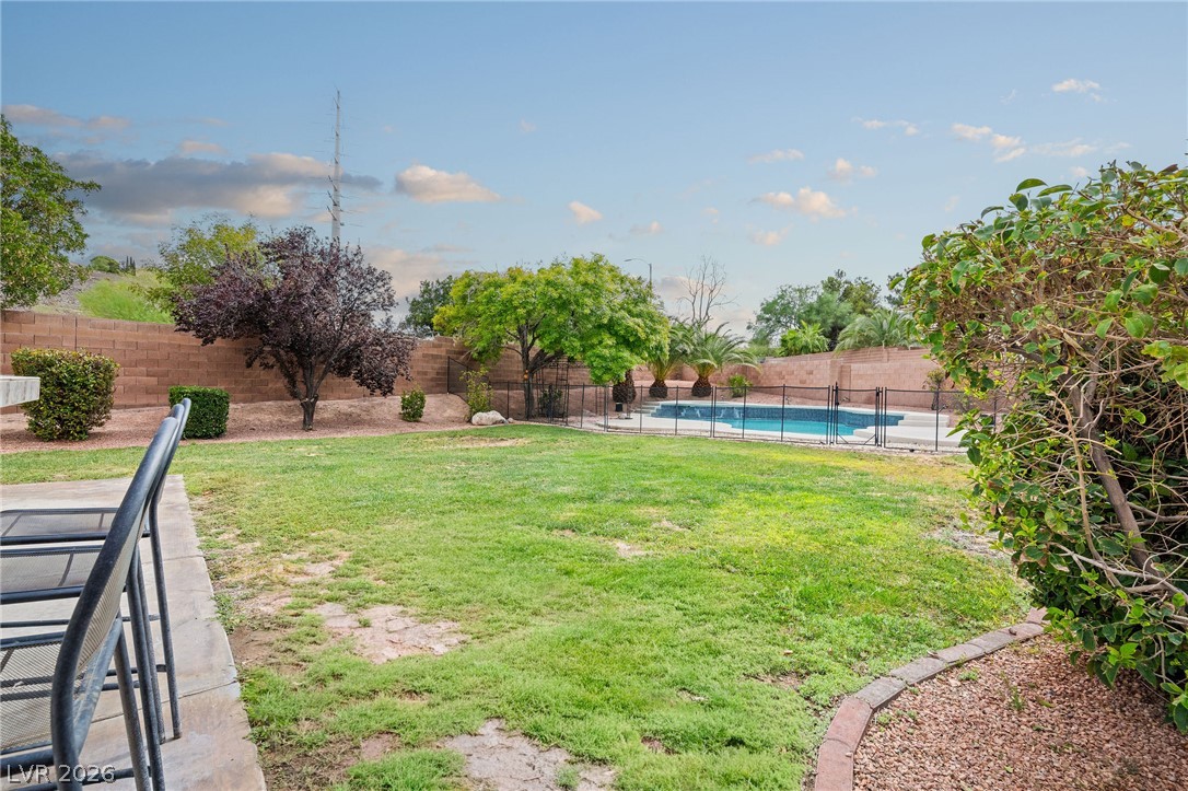 2381 Predera Avenue Henderson NV 89052
