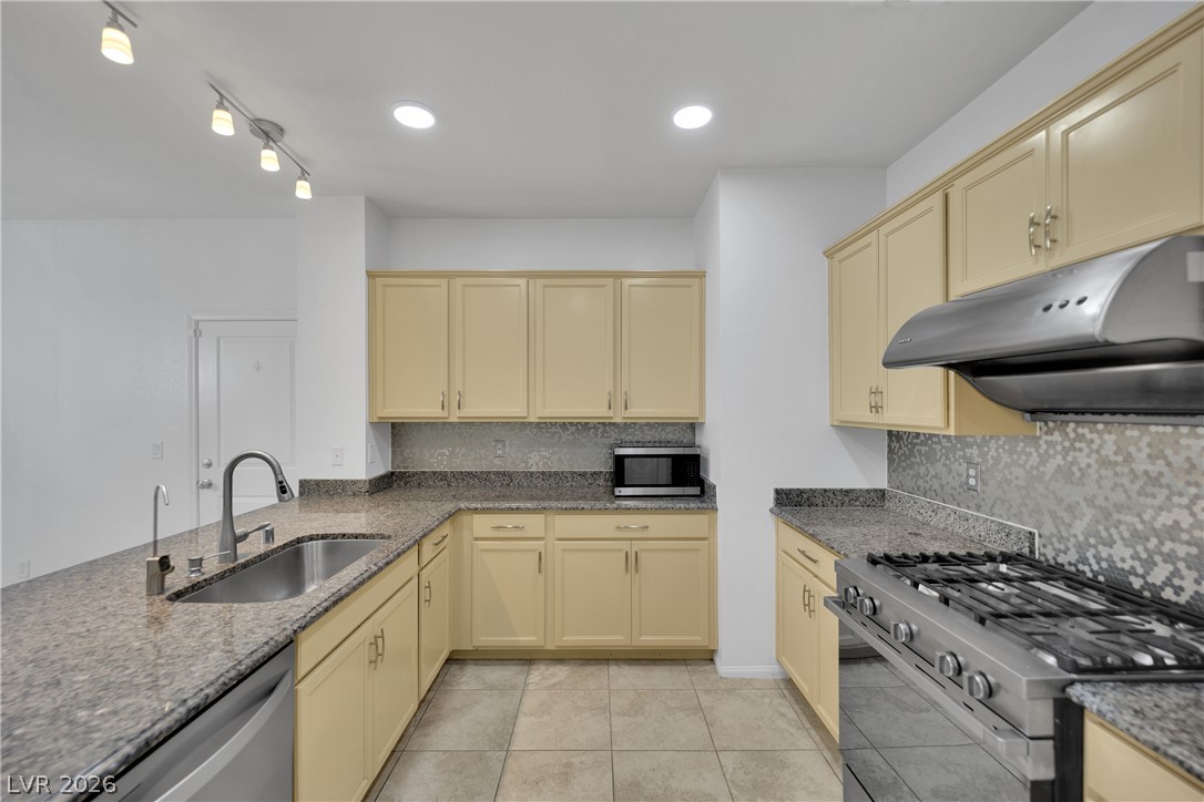 3160 Florence Falls Walk Henderson NV 89044