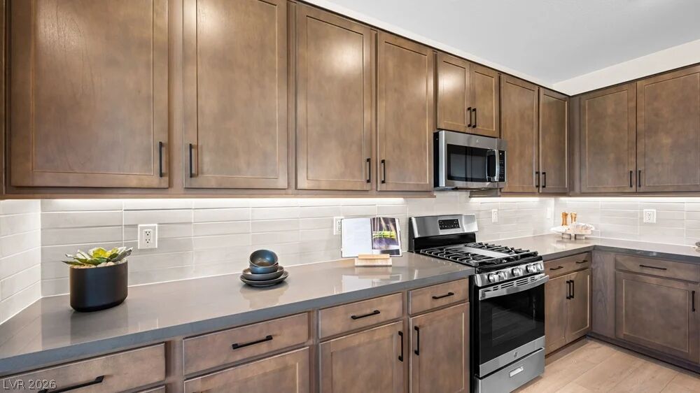 686 Orchid Cactus Avenue Las Vegas NV 89183