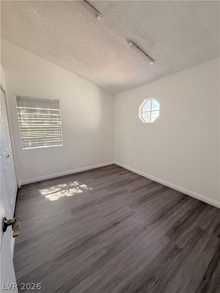 6237 Warm River Road Las Vegas NV 89108