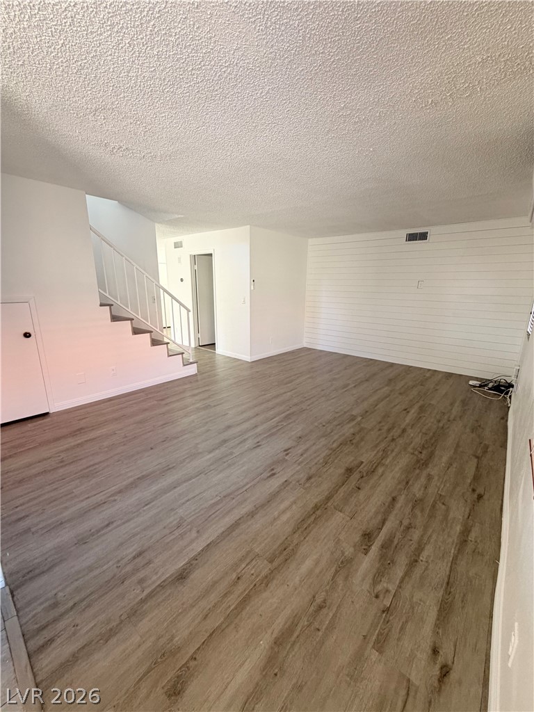 6237 Warm River Road Las Vegas NV 89108