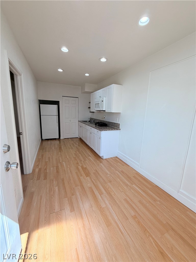 6237 Warm River Road Las Vegas NV 89108