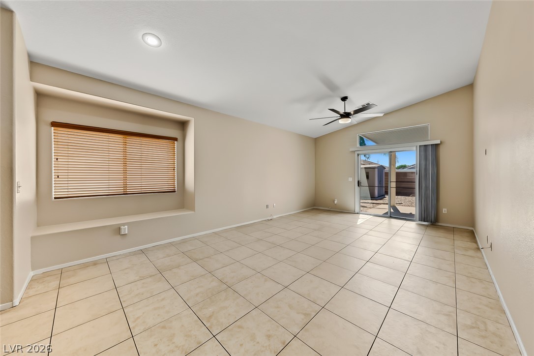 4821 Cascade Pools Avenue Las Vegas NV 89131