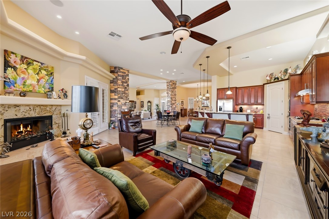 7171 Crowntop Circle Las Vegas NV 89118