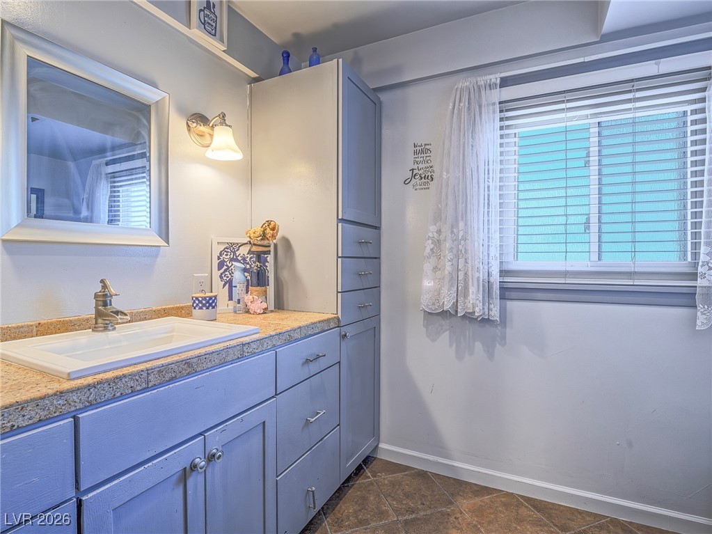 846 Fairview Drive Henderson NV 89015