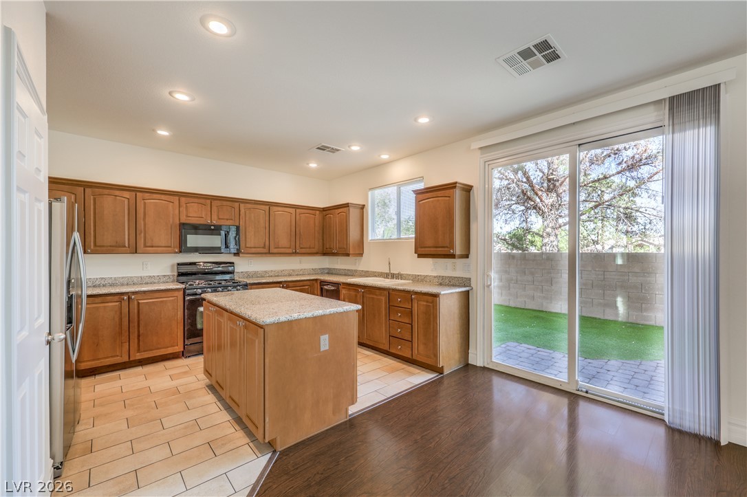 9694 Dieterich Avenue Las Vegas NV 89148