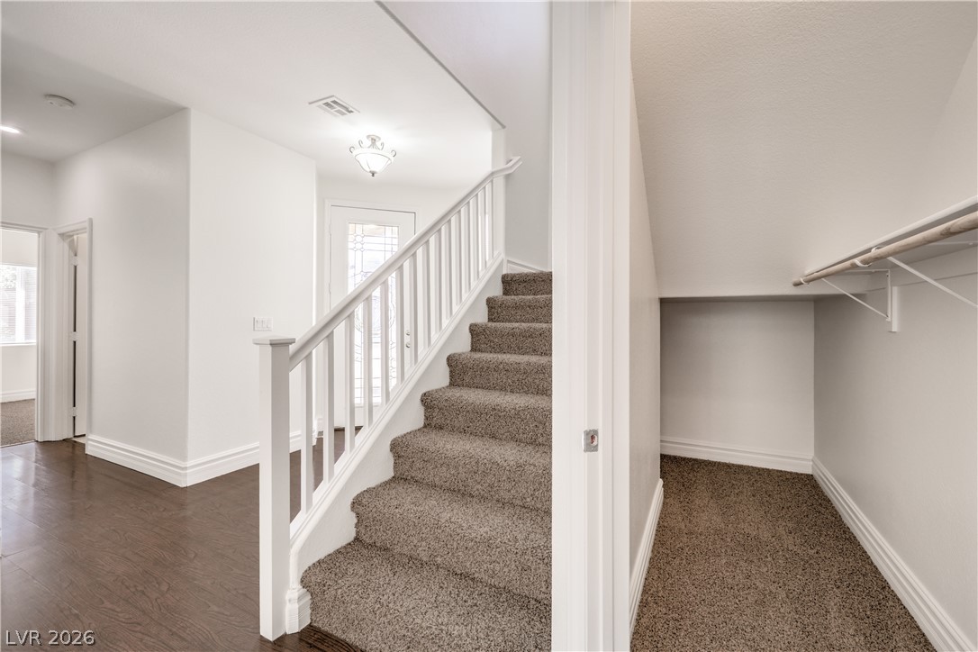 9694 Dieterich Avenue Las Vegas NV 89148