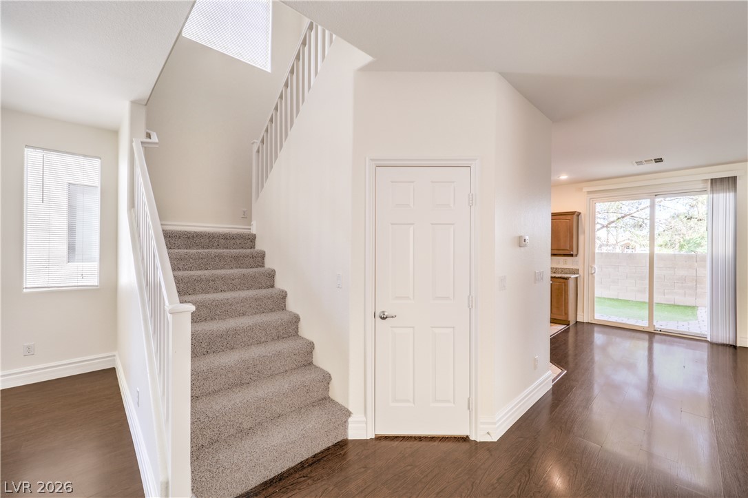 9694 Dieterich Avenue Las Vegas NV 89148