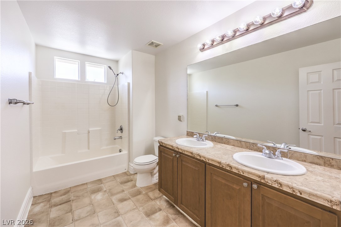 9694 Dieterich Avenue Las Vegas NV 89148