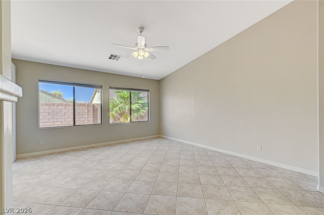 8112 Chestnut Hollow Avenue Las Vegas NV 89131