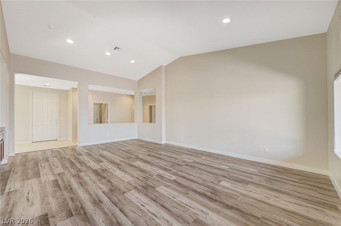 8112 Chestnut Hollow Avenue Las Vegas NV 89131