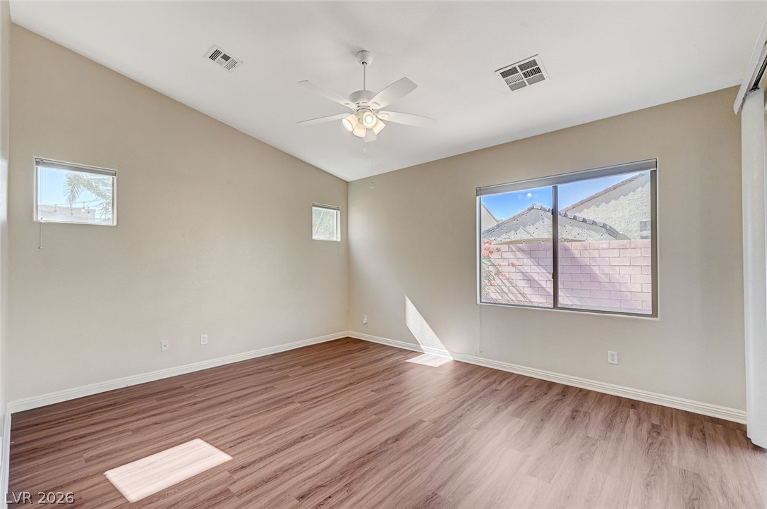 8112 Chestnut Hollow Avenue Las Vegas NV 89131