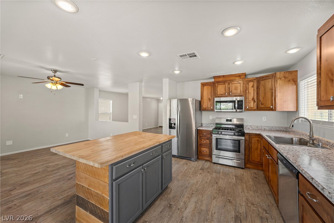 5304 Country Retreat Court Las Vegas NV 89131