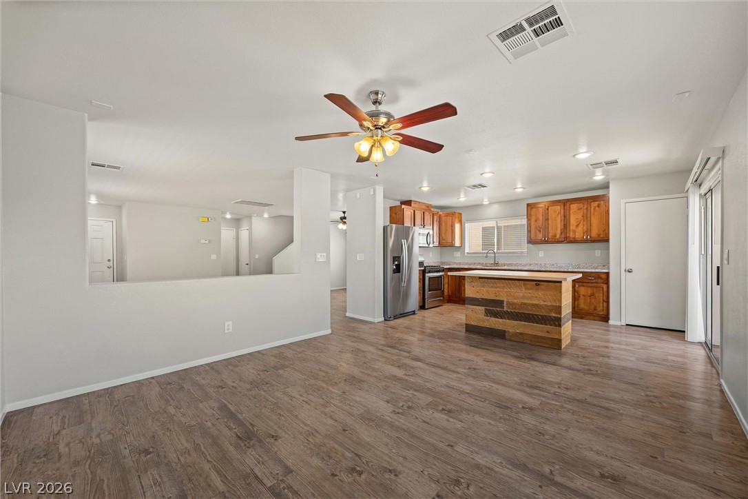 5304 Country Retreat Court Las Vegas NV 89131
