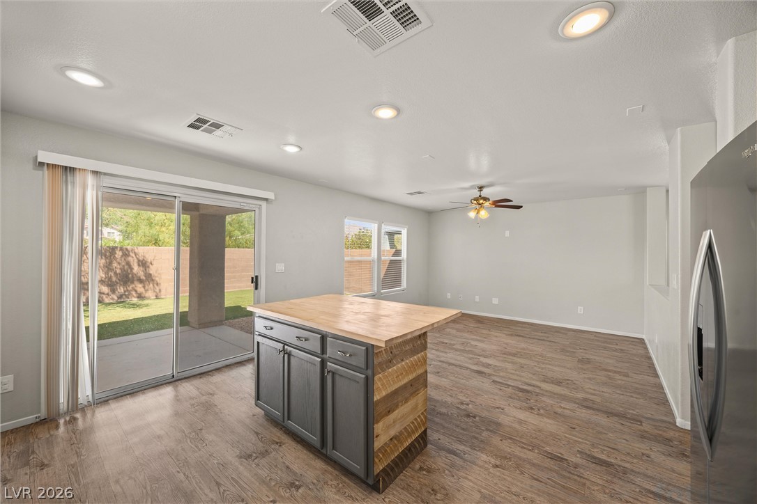 5304 Country Retreat Court Las Vegas NV 89131
