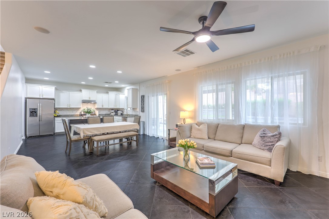 8095 Mosaic Sunrise Lane Las Vegas NV 89166