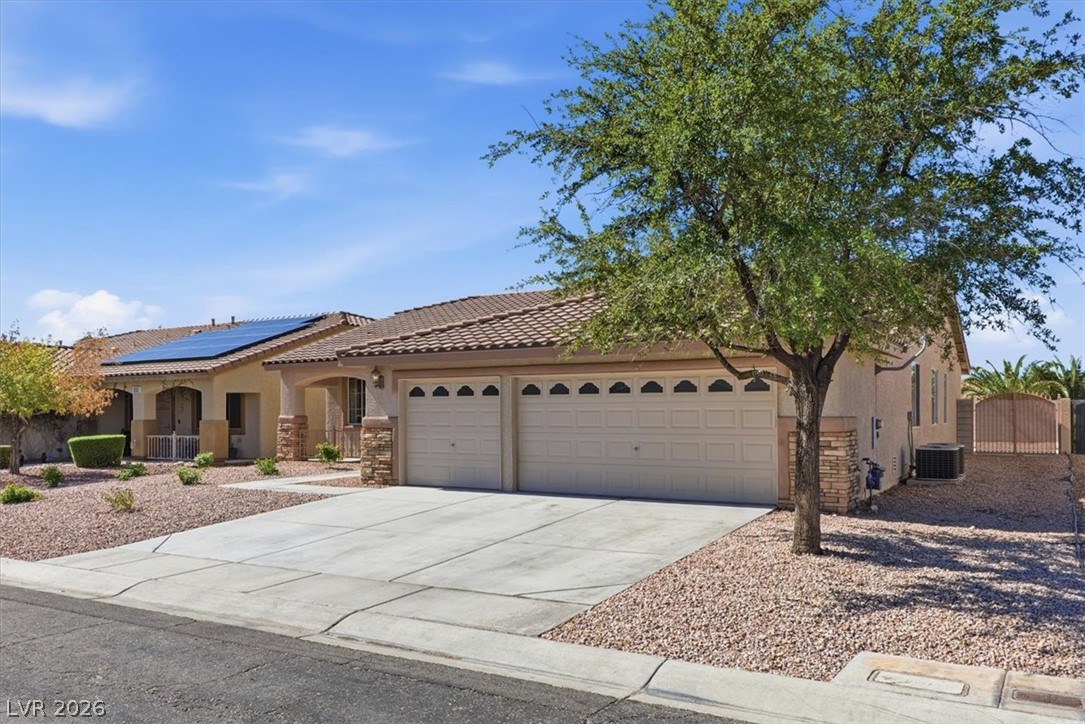 1017 Pearl Peak Street Las Vegas NV 89110