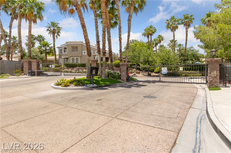1924 Summer Pine Court 102 Las Vegas NV 89134