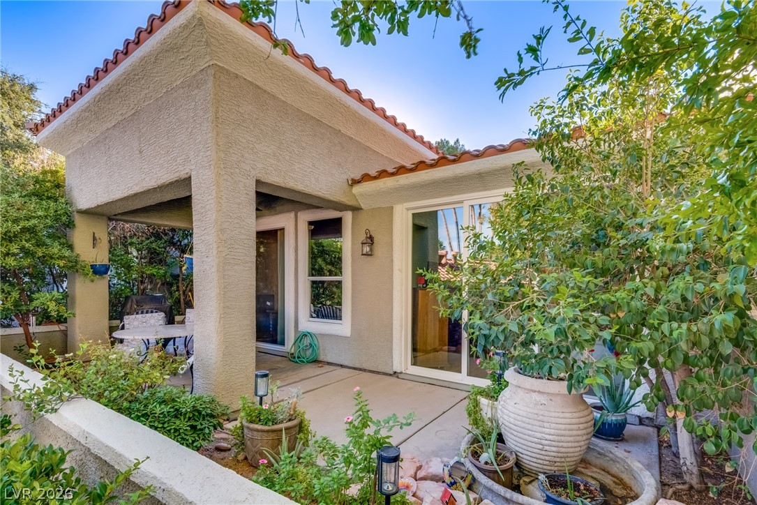 1924 Summer Pine Court 102 Las Vegas NV 89134
