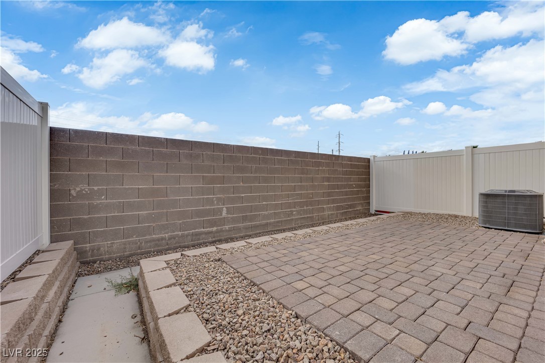 2953 White Selzter Court Las Vegas NV 89122